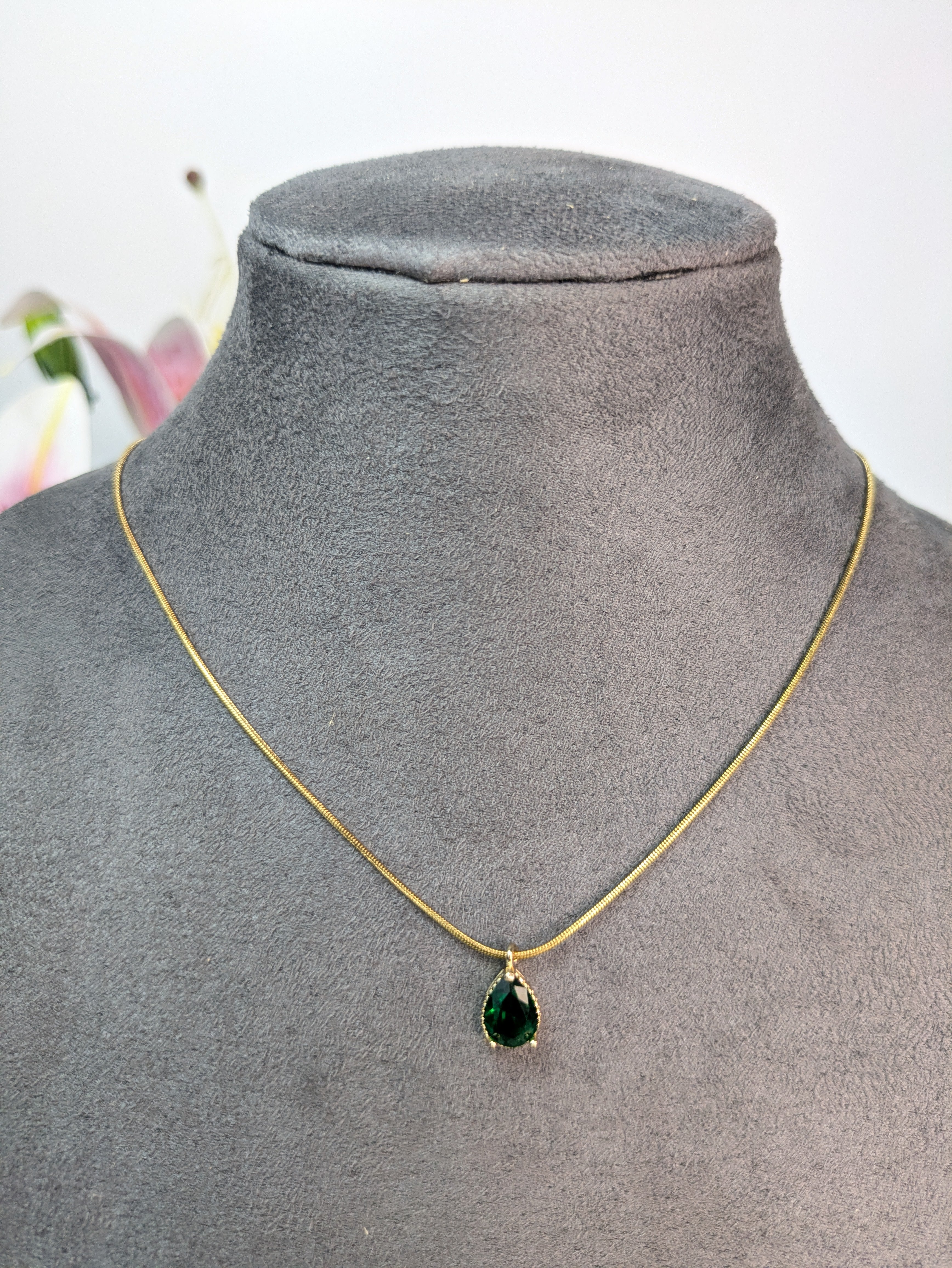 Emerald stone Anti Tarnish Chain