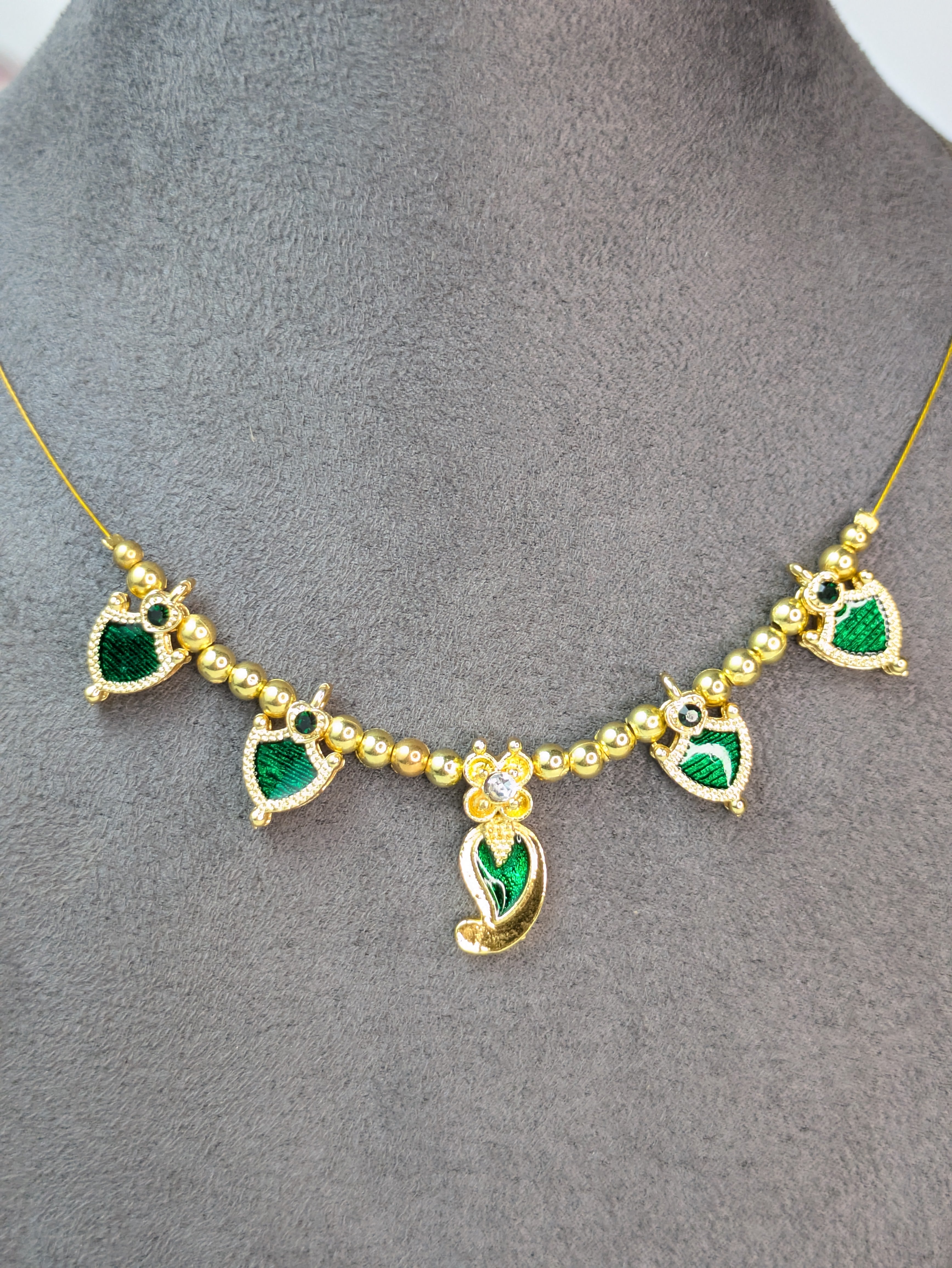 Green Palakka Invisible Chain