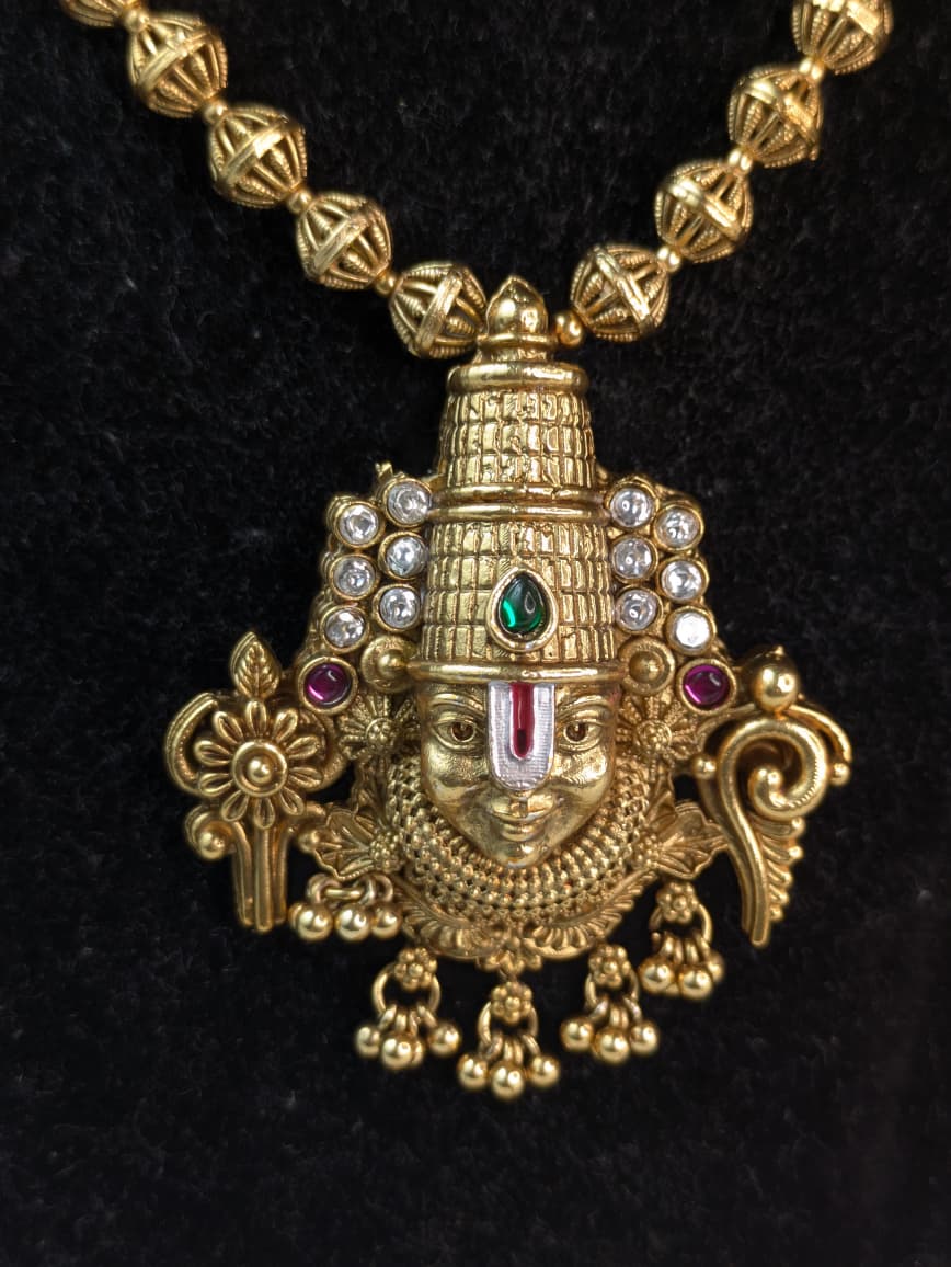 Perumaal pendant mid haram set