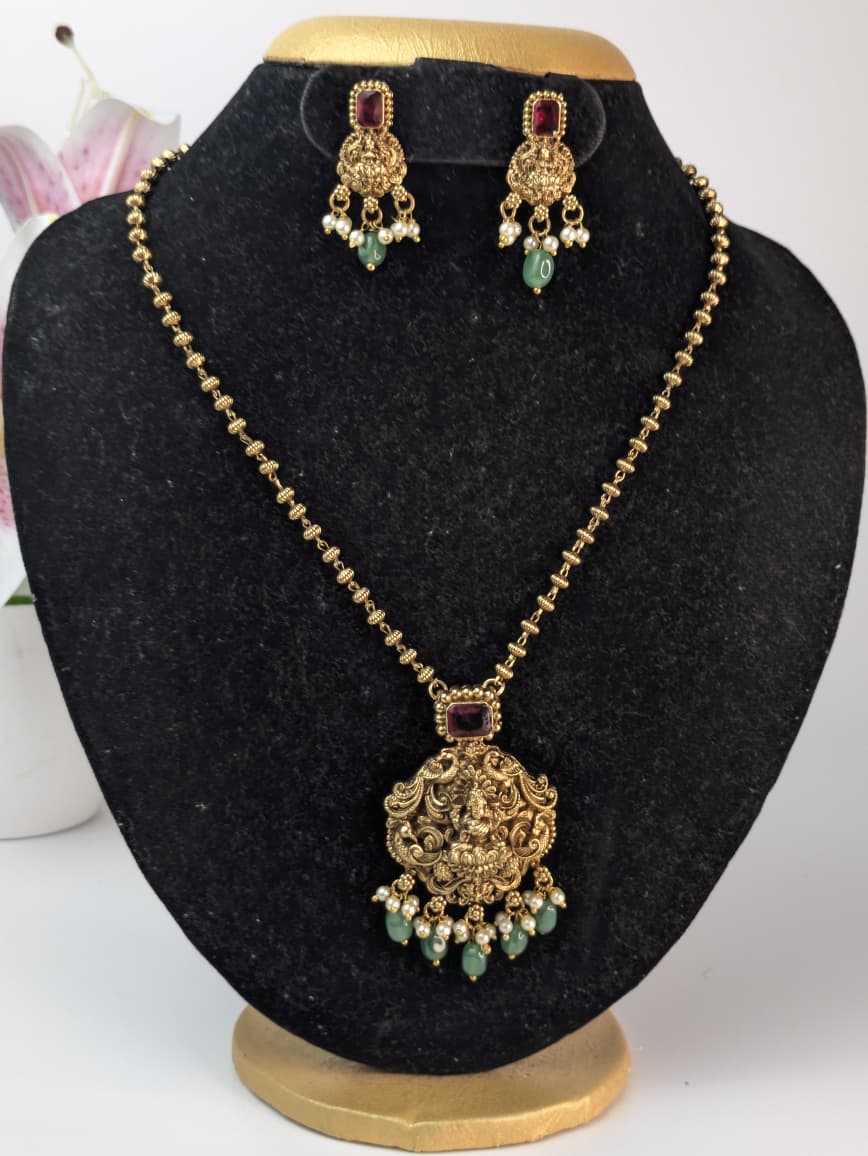 Temple jewelry set